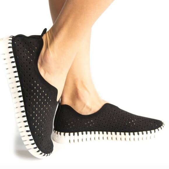 Ilse Jacobsen Tulip Slip-On - Black- Sz 9 - Picture 3 of 6